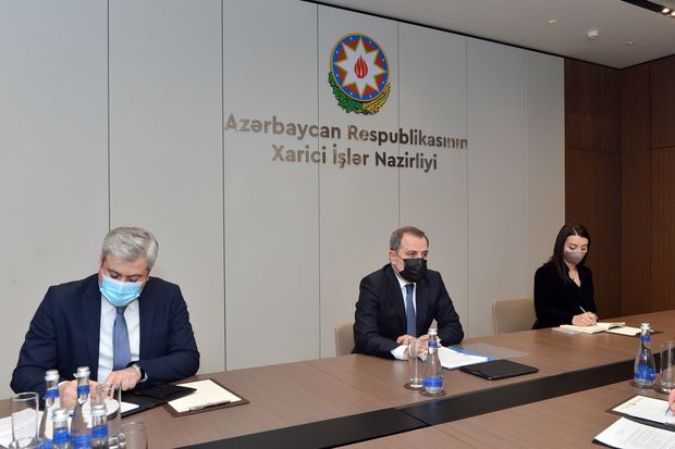 Ceyhun Bayramov Zoltan Hernyeşi qəbul edib