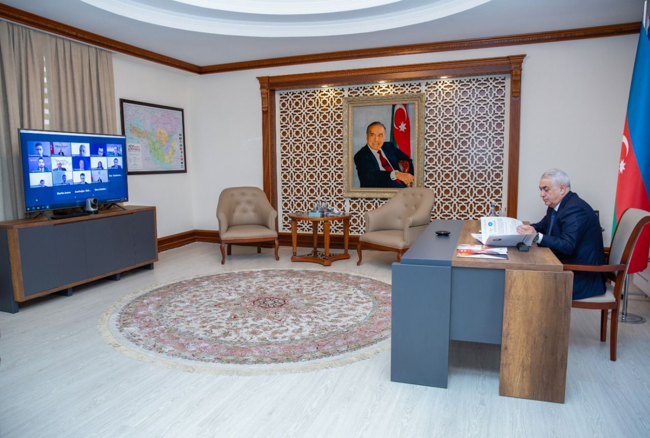 Cavid Qurbanov videokonfrans keçirdi
