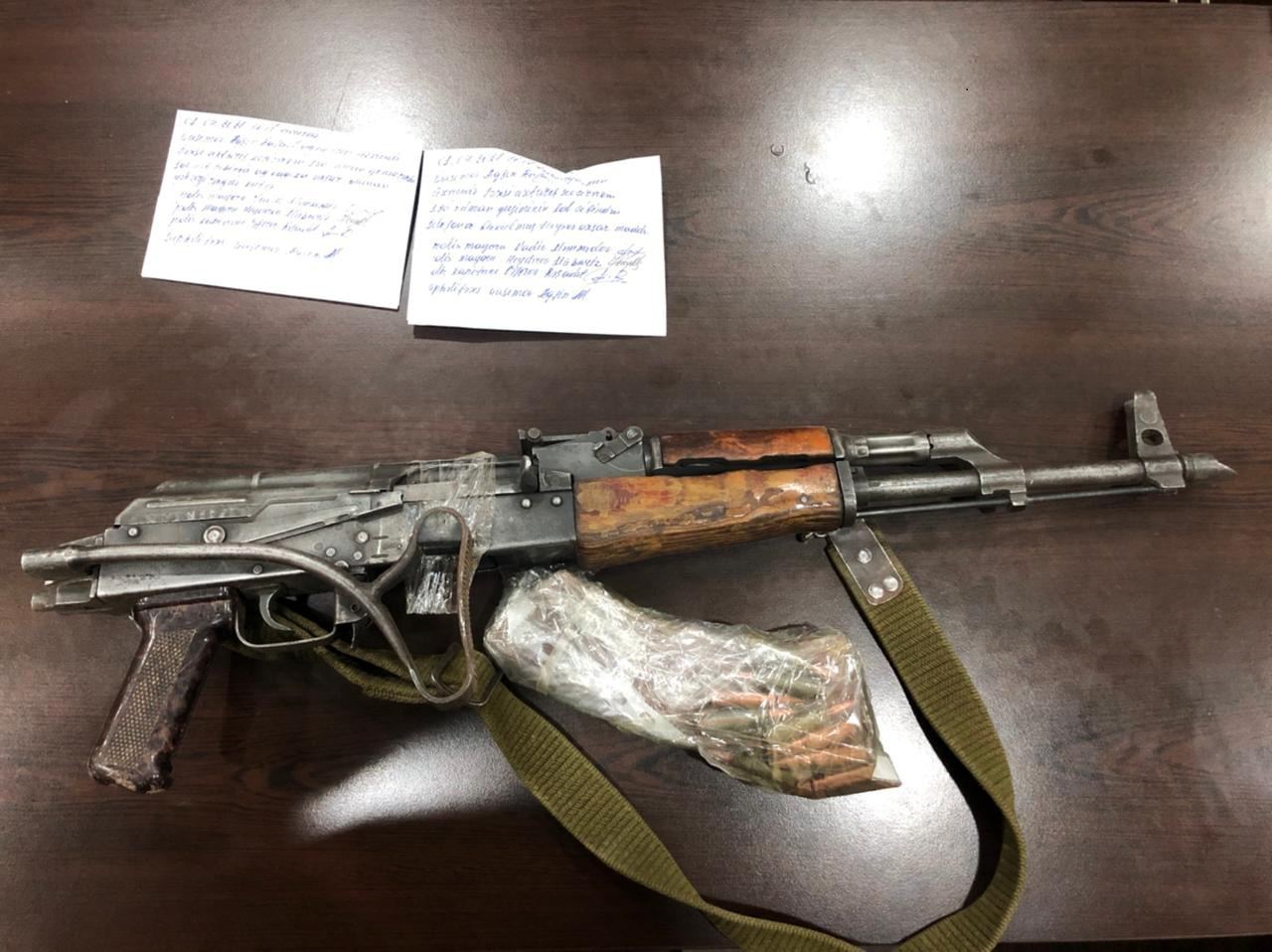 Bakı sakinindən narkotik və odlu silah götürüldü