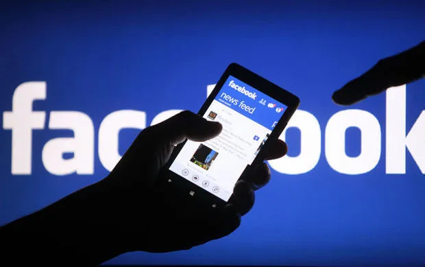 “Facebook” istifadəçilərinin şəxsi məlumatları YAYILDI