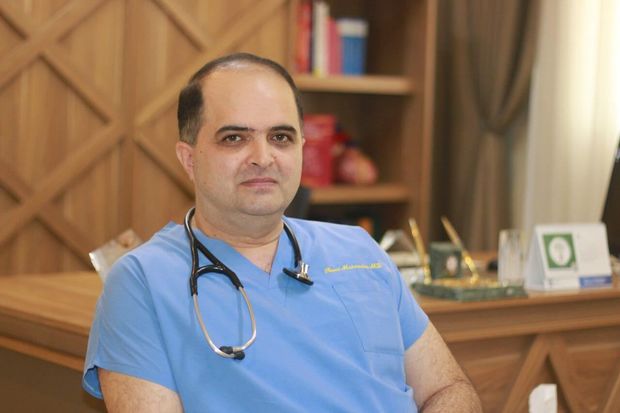 “Vaksinasiya barədə saxta sənədlərə görə ciddi cəzalar lazımdır” - Rəşad Mahmudov