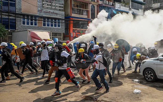 Myanmada toqquşmalarda 83 nəfər ÖLDÜRÜLDÜ