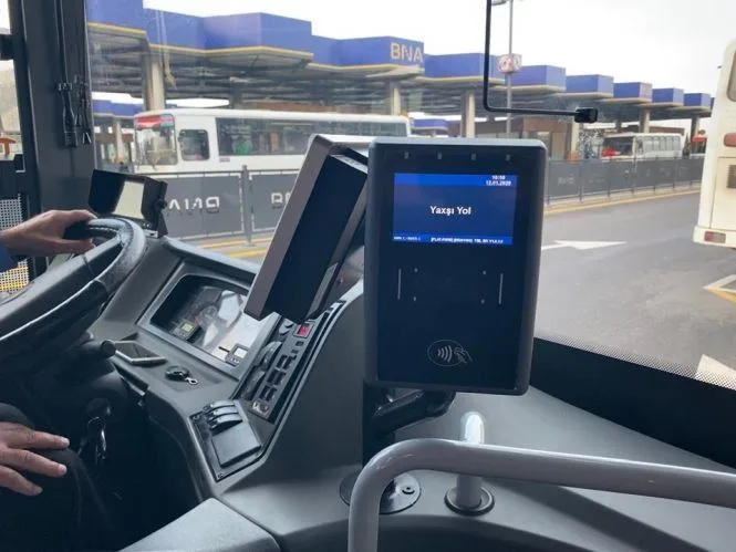 Daha bir avtobus "BakıKart"a keçdi