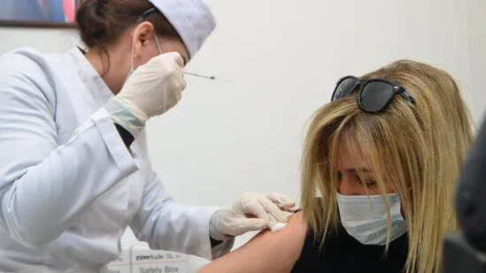 Jurnalistlərə vaksinin ikinci dozası mayın 31-də vurulacaq