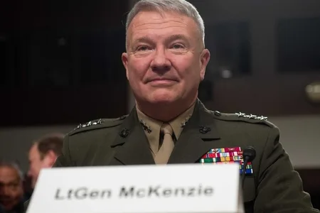 Amerikalı general: "Rusiya və Çinin Yaxın Şərqdə güclənməsi risklidir"