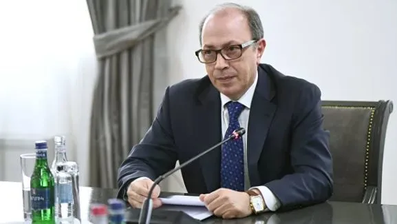 Ermənistan XİN-in rəhbəri istefa verib