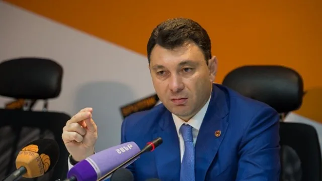 “15 iyun Ermənistanın milli utanc günüdür” - Şarmazanov