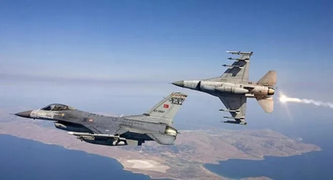Türkiyə qırıcıları terrorçuları bombaladı