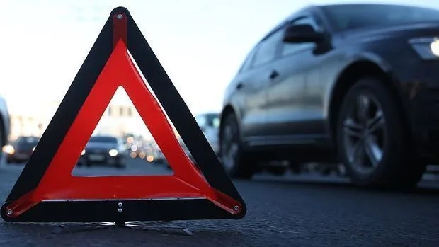 Sabirabadda iki avtomobil toqquşub, xəsarət alanlar var