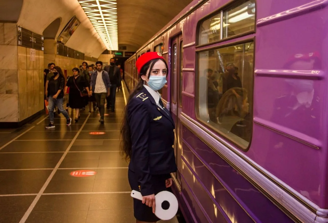 Bakı metrosunda hərəkət bərpa olundu