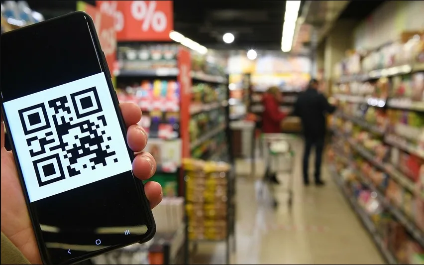 “Sarı jiletlər” Makronun portretini QR-kodla əvəz ediblər