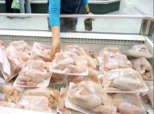 "Prestijli marketlərdə süni şişirdilmiş toyuqlar satılır" - AÇIQLAMA