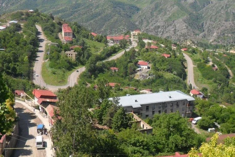 Hazırda inşasına başlanılan yol Laçın dəhlizinə alternativ deyil - RƏSMİ