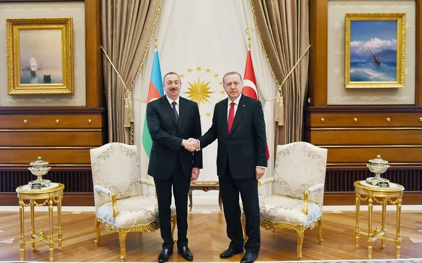 İlham Əliyev və Ərdoğan sərhəddəki vəziyyəti müzakirə etdi