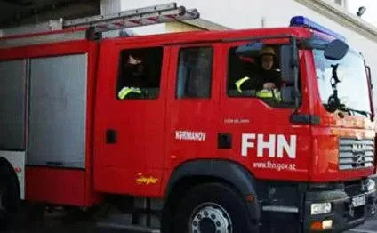 Salyanda ikiotaqlı ev yanıb, bir nəfər xilas edilib