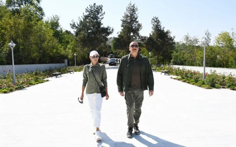 Prezident və birinci xanım Şuşada Vaqif Poeziya Günlərinin açılışında - YENİLƏNİB