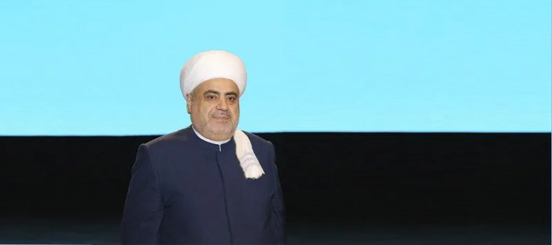 Şeyxülislam Allahşükür Paşazadə İtaliyaya səfərə yola düşür