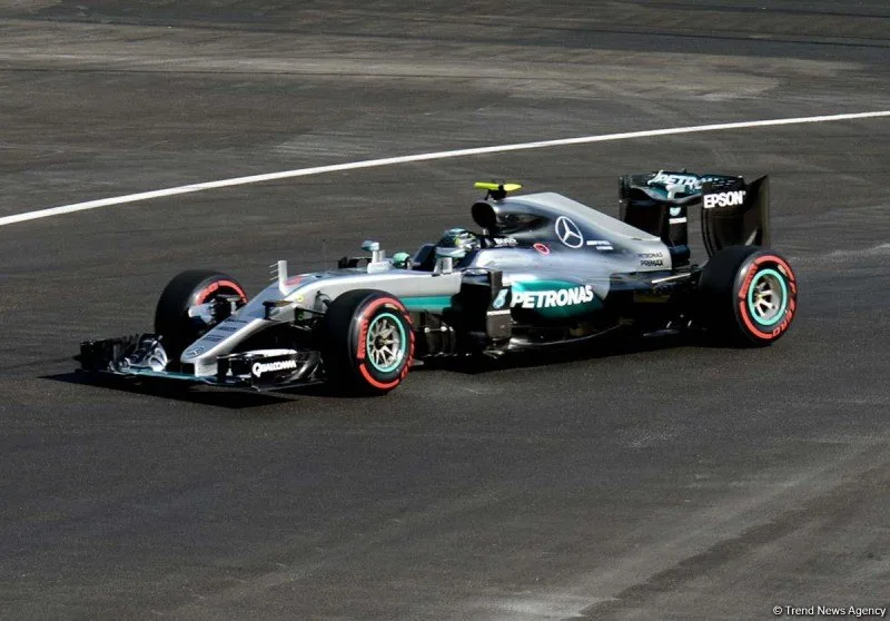 Bottas "Formula-1" üzrə İtaliya Qran Prisinin sprint yarışlarının qalibi olub
