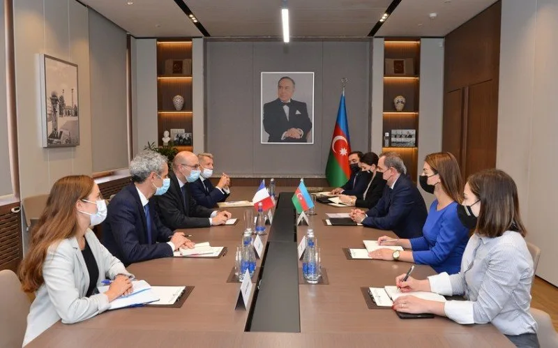 "Xankəndinə qanunsuz səfər edən fransalı deputatlar sülh quruculuğu səylərinə xələl gətir" - Ceyhun Bayramov