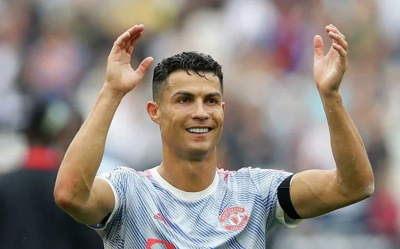 Ronaldu ən çox qazanan futbolçular siyahısında Messini üstələdi