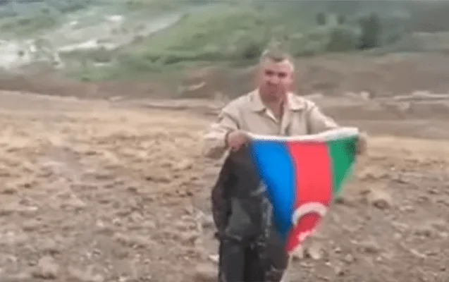 Qazimiz 10 ay sonra yaralandığı yerdə əşyalarını tapdı - Video