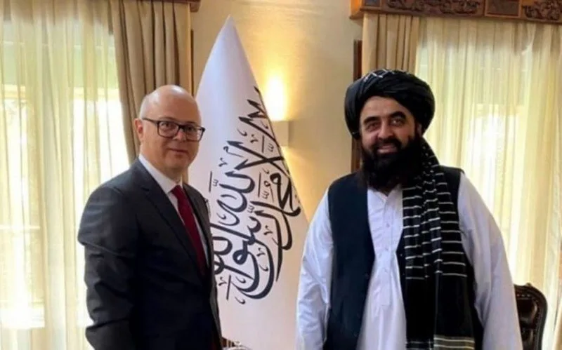 Türkiyə səfiri "Taliban" hökumət başçısının müavini və naziri ilə görüşdü