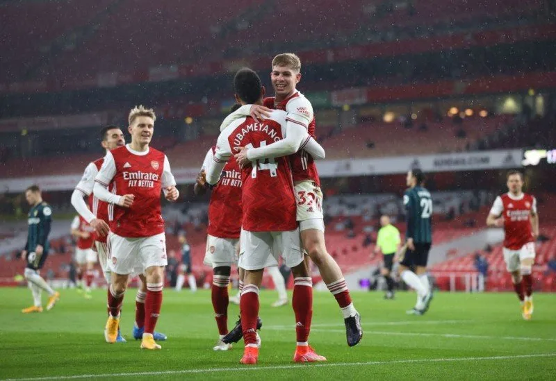 "Arsenal" "Tottenhem"i məğlub etdi