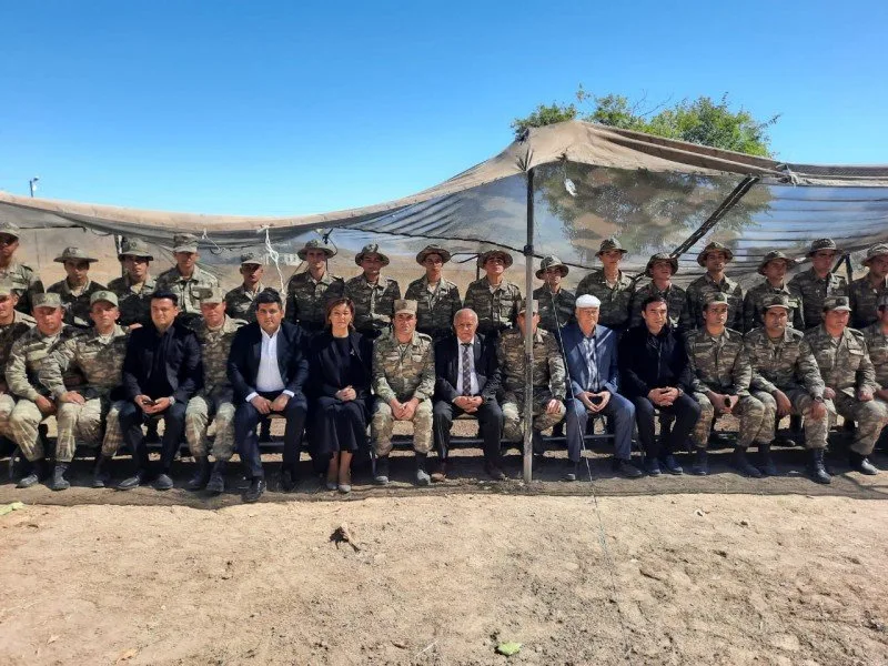 İctimaiyyət adamları Cəbrayılda əsgərlərlə görüş keçirdi
