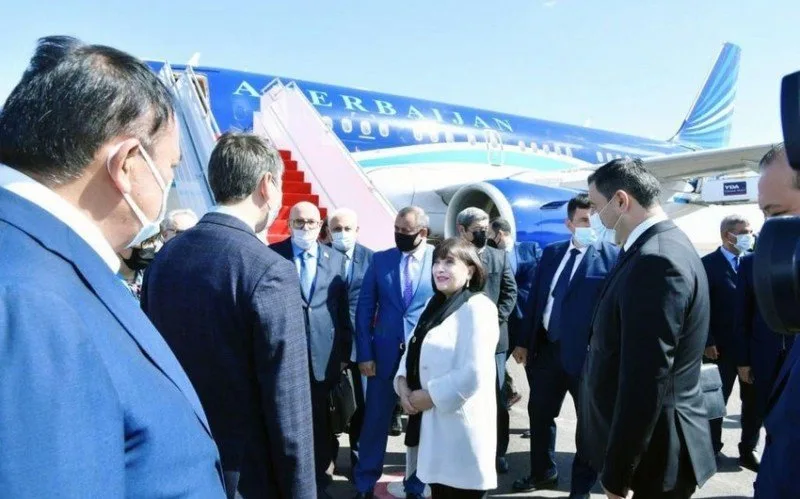 Sahibə Qafarova Qazaxıstana getdi