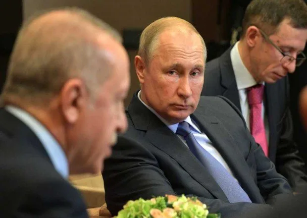 Putindən Ərdoğana vaksin TƏKLİFİ: "Üçüncü doza ilə peyvəndlənmə zamanı..."