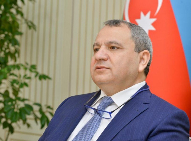 BDU-nun rektoru Elçin Babayev ÇAĞIRIŞ ETDİ