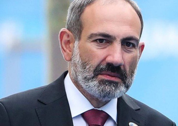 “Bədbəxt və qaranlıq şəhər idi” - Paşinyan Şuşadan danışdı