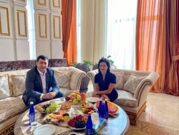Səfir postu müqabilində Anna Akopyana hər il yarım milyonluq vəd
