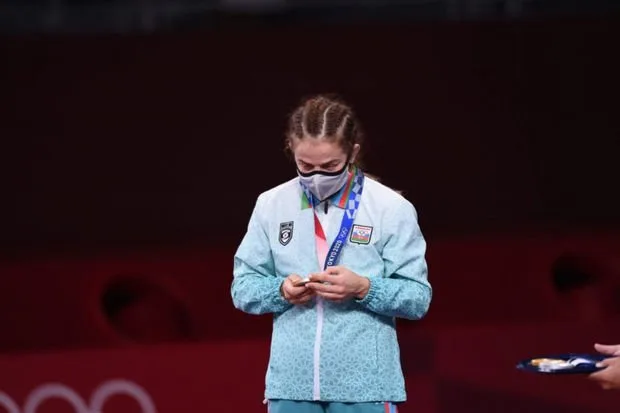 Mariya Stadnikin Olimpiya medalı oğurlandı - FOTO