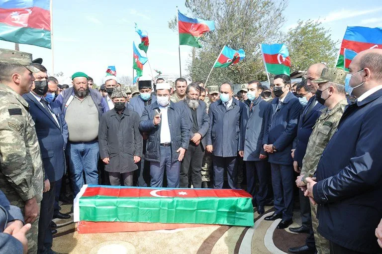 Şəhid hərbçimiz dəfn olundu - FOTO