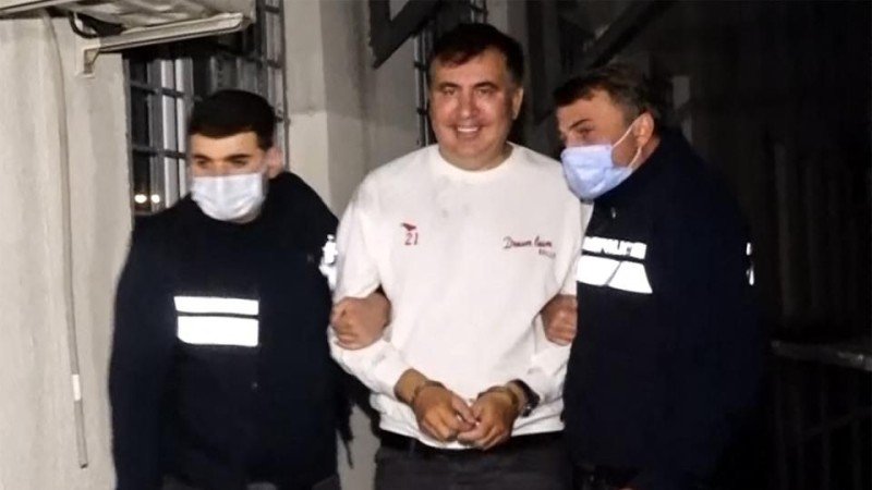 Saakaşvili Gürcüstana bu yollarla gəlib