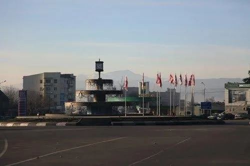 Marneulidə bazarda güclü yanğın