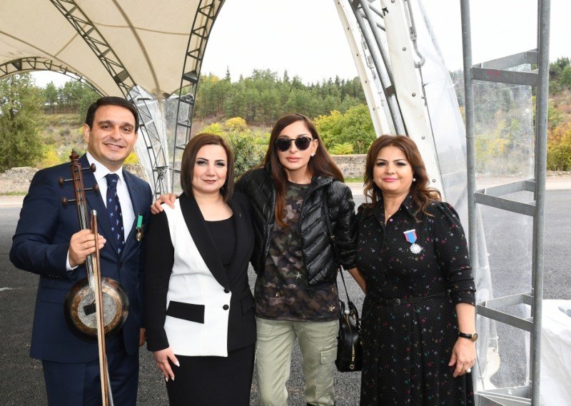 Prezidentin Zəngilan səfərindən FOTOLAR