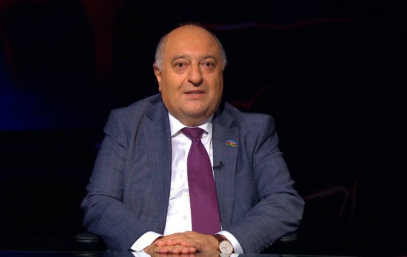 “Analara dəstək olmaq üçün uşaq pulu verin” - Şəhid qardaşından deputata cavab