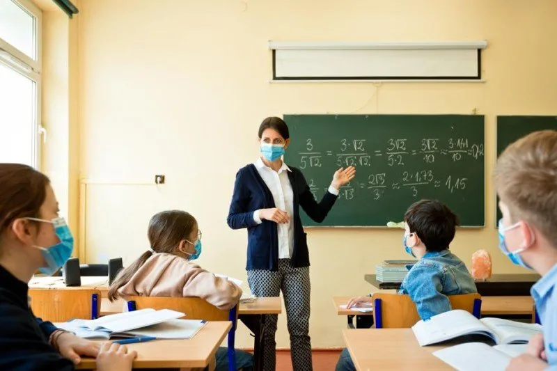 Məktəblərin distant tədrisə keçməsi planlaşdırılır? - RƏSMİ AÇIQLAMA