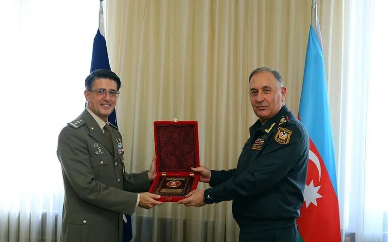 Baş Qərargah rəisi NATO nümayəndəsi ilə görüşüb