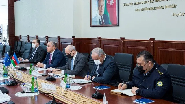 Səfər Mehdiyev Detlef Şröderlə görüşdü