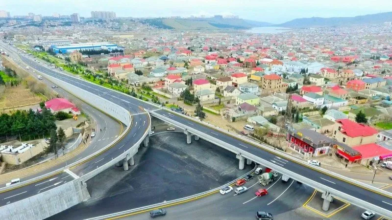 Bakı-Sumqayıt yolunda körpü inşa edildi: Bəs niyə hələ də tıxac yaranır? - AÇIQLAMA
