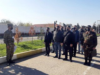 Toplanışa çağırılan ehtiyatdakı hərbçilər hərbi hissəyə qəbul olunublar - VİDEO