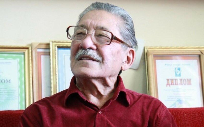 Məşhur qırğız yazıçısı vəfat etdi