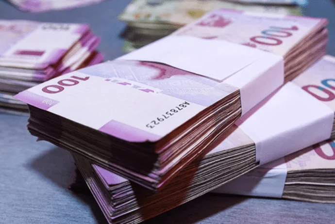 Vergi borcu olan iri şirkətlərə maliyyə sanksiyası tətbiq olunacaq? - SORĞU