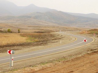 Prezident və birinci xanım Zəfər yolunun açılışında iştirak ediblər - FOTOLAR (YENİLƏNİB)
