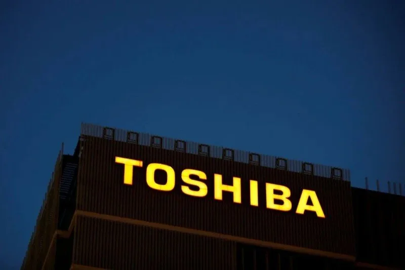 Toshiba üçə bölünməyə hazırlaşır