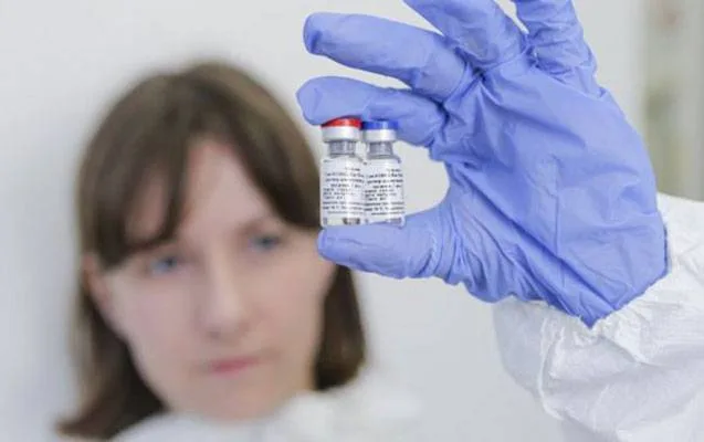 “Pfizer” yeni vaksin hazırlığına başladı