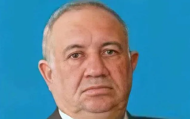 Metroda vəfat edən şəxs BDU-nun baş müəllimi imiş - FOTO